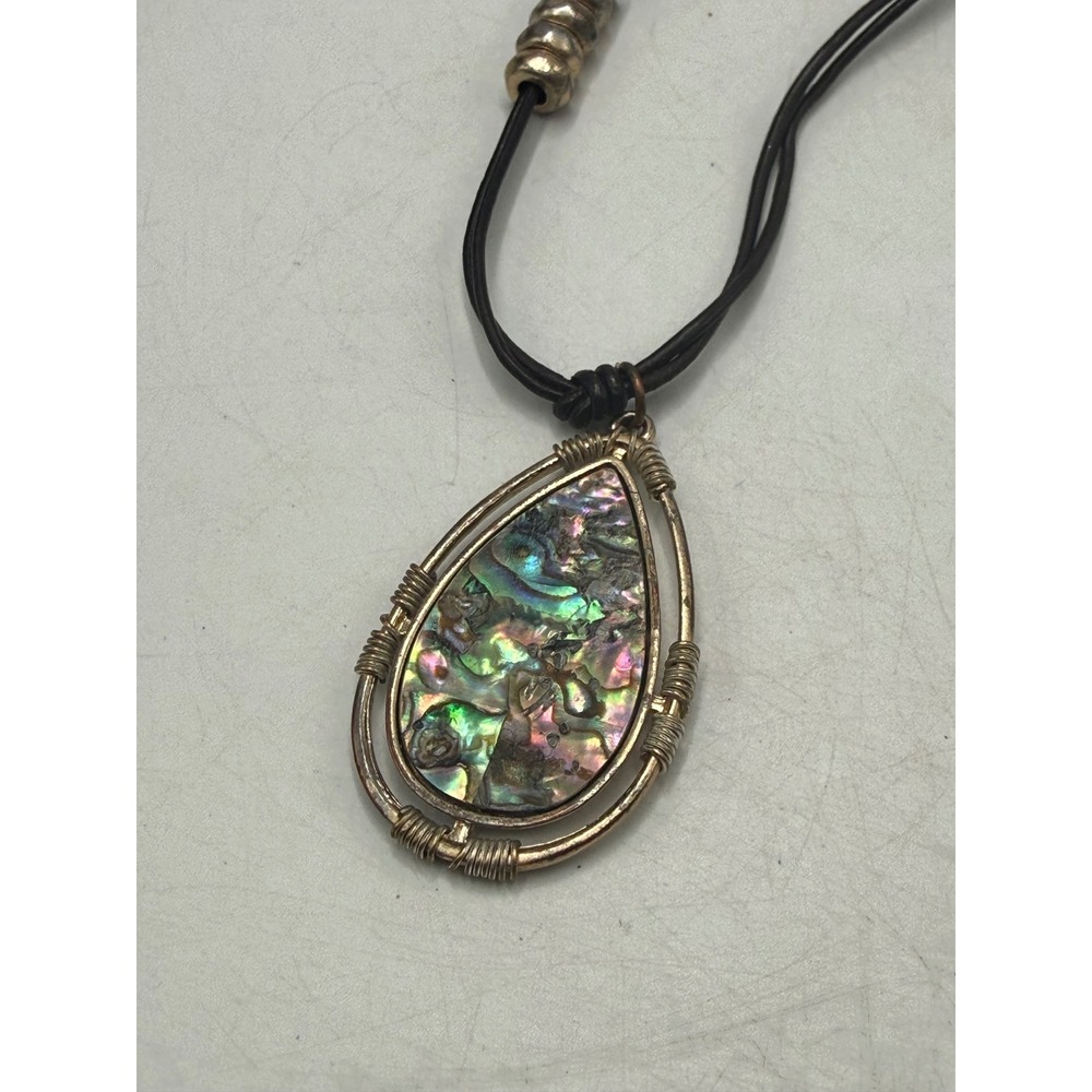 AM SOHO Abalone Shell Teardrop Pendant Necklace Wire Wrapped Cord Boho Silver